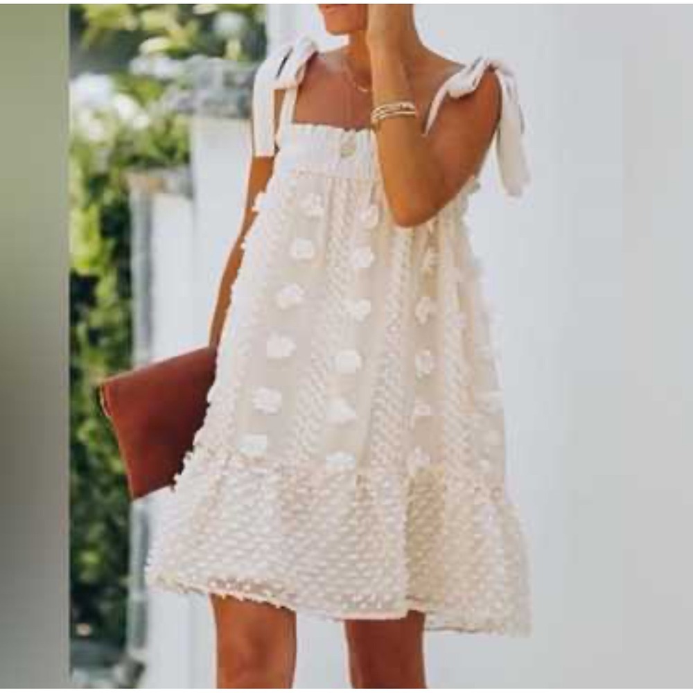 VICI Cream Lace Floral Tulle Mini Dress Babydoll Tie Straps Smocked Sz SMALL